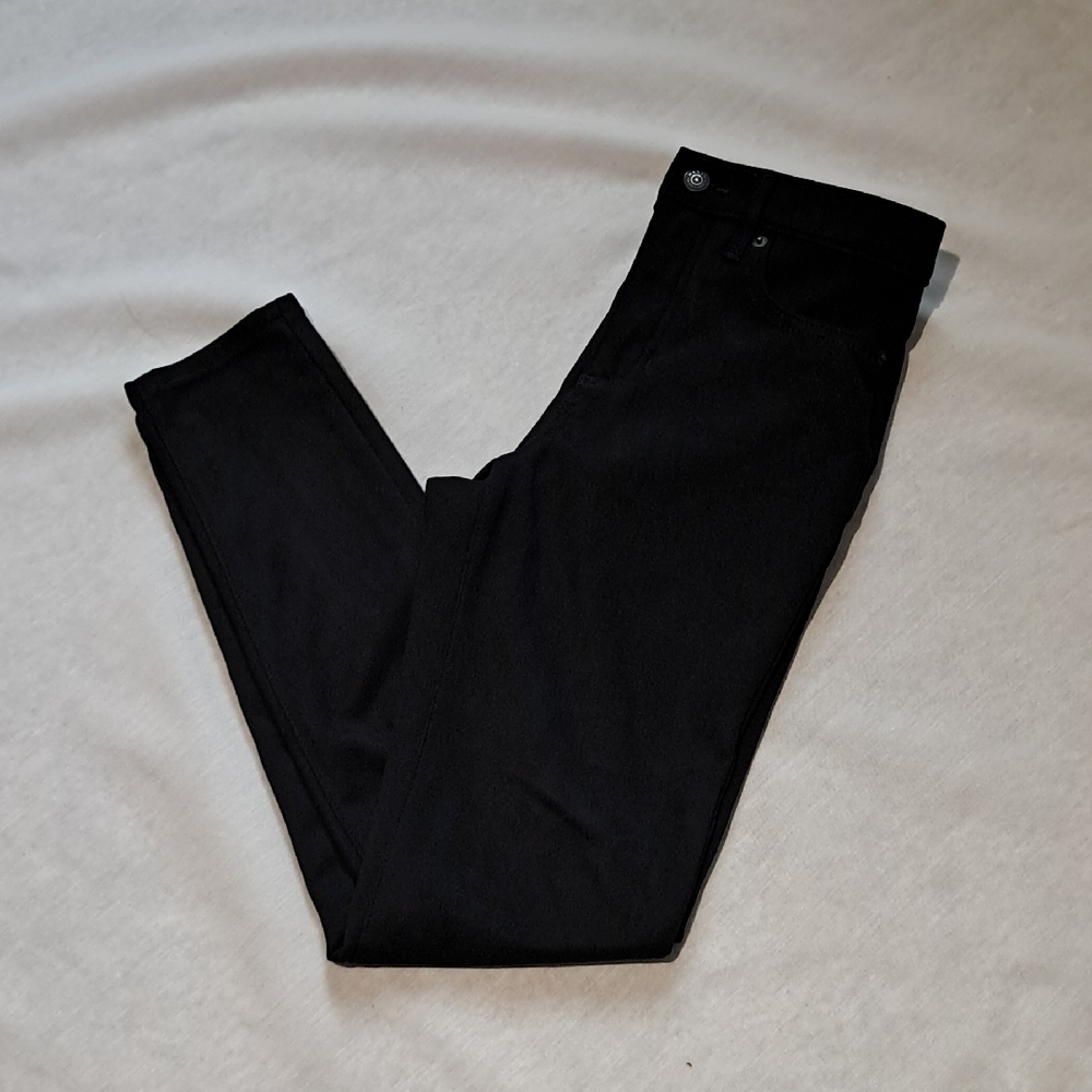 Banana Republic High-Rise Skinny Pants.‎ Size 26/2. Black Faux Suede.